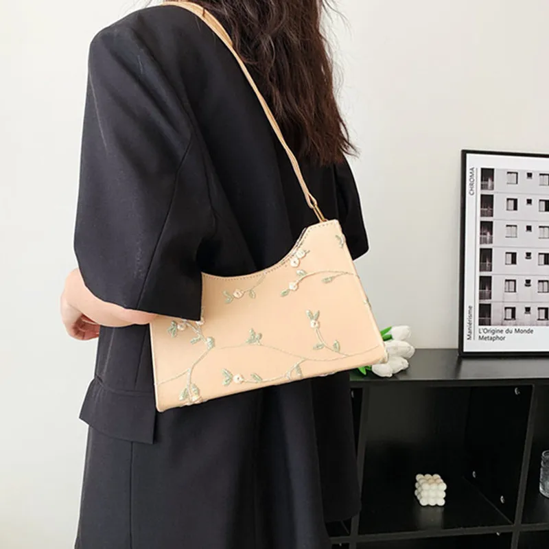 Bolso de hombro con costuras florales de encaje de verano para mujer, bolsos suaves de cuero PU para las axilas, bolso de viaje para la playa, bolso de mano pequeño para niñas