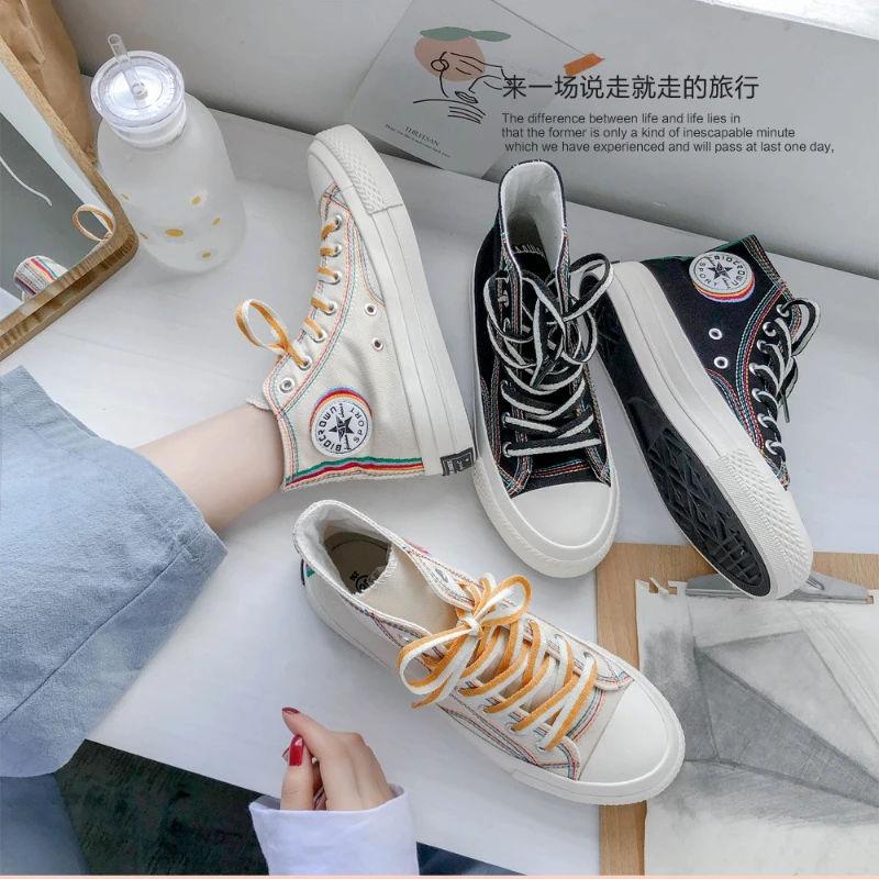 Zapatos vulcanizados para mujer, zapatos de lona de alta calidad, versión coreana, zapatos versátiles de moda, zapatos de tablero con cordones Retro, zapatos de tela para estudiantes
