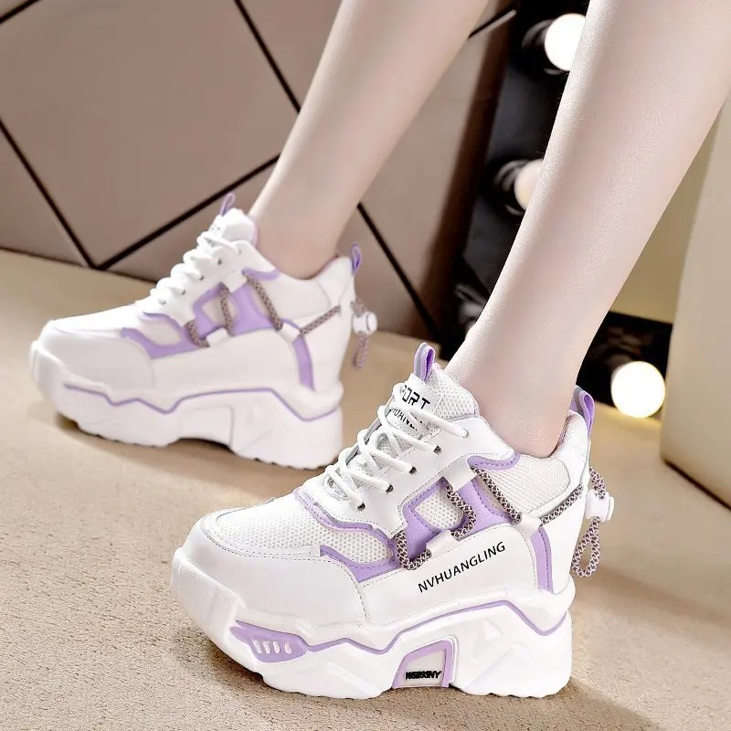 Zapatos vulcanizados con aumento de altura para mujer, calzado deportivo de tacón alto, informal y sencillo, para otoño, 2024