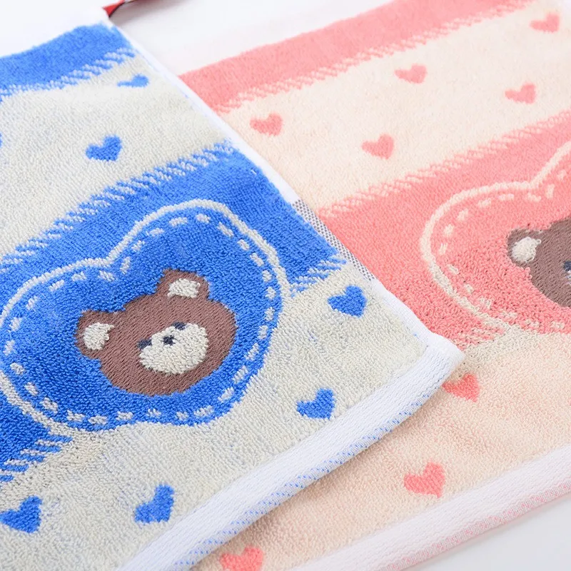 129980-qtumon.jpg 1 Uds. Toalla de mano de cara cuadrada pequeña de oso de amor de dibujos animados de algodón grueso de 25x25cm con bucle portátil absorbente suave