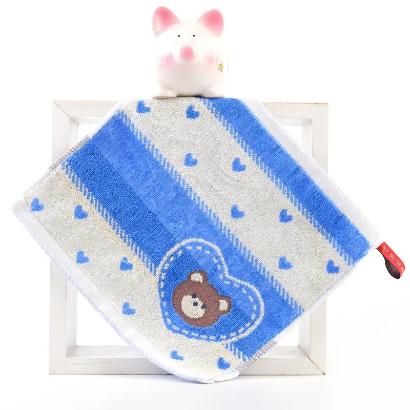 1 Uds. Toalla de mano de cara cuadrada pequeña de oso de amor de dibujos animados de algodón grueso de 25x25cm con bucle portátil absorbente suave