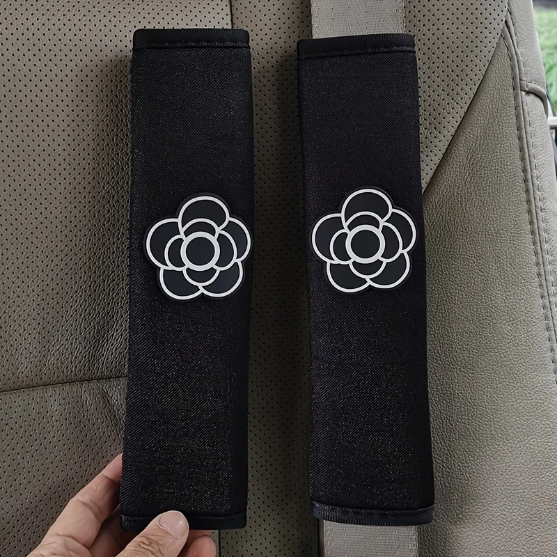 Almohadilla de hombro de flores para cinturón de seguridad de coche, protección de decoración Interior pequeña, cubierta de seguro creativa de dibujos animados, accesorios para coche, 2 uds.