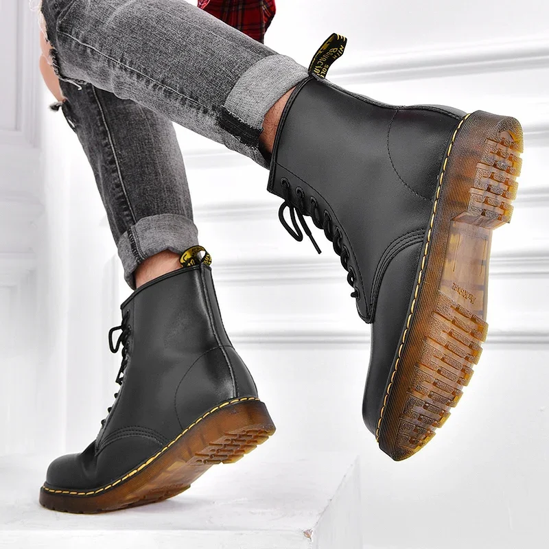 2025 nuevas botas clásicas de cuero genuino de seis agujeros, botines cortos de montar de estilo británico a la moda, botas para exteriores, botas para mujer