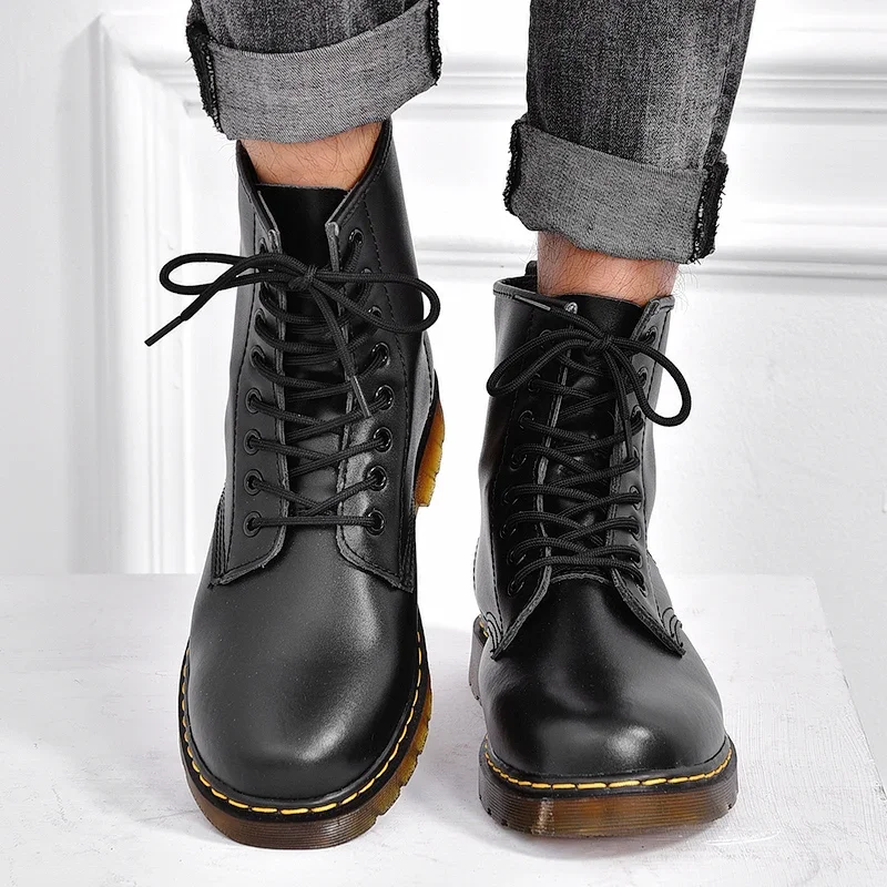 2025 nuevas botas clásicas de cuero genuino de seis agujeros, botines cortos de montar de estilo británico a la moda, botas para exteriores, botas para mujer